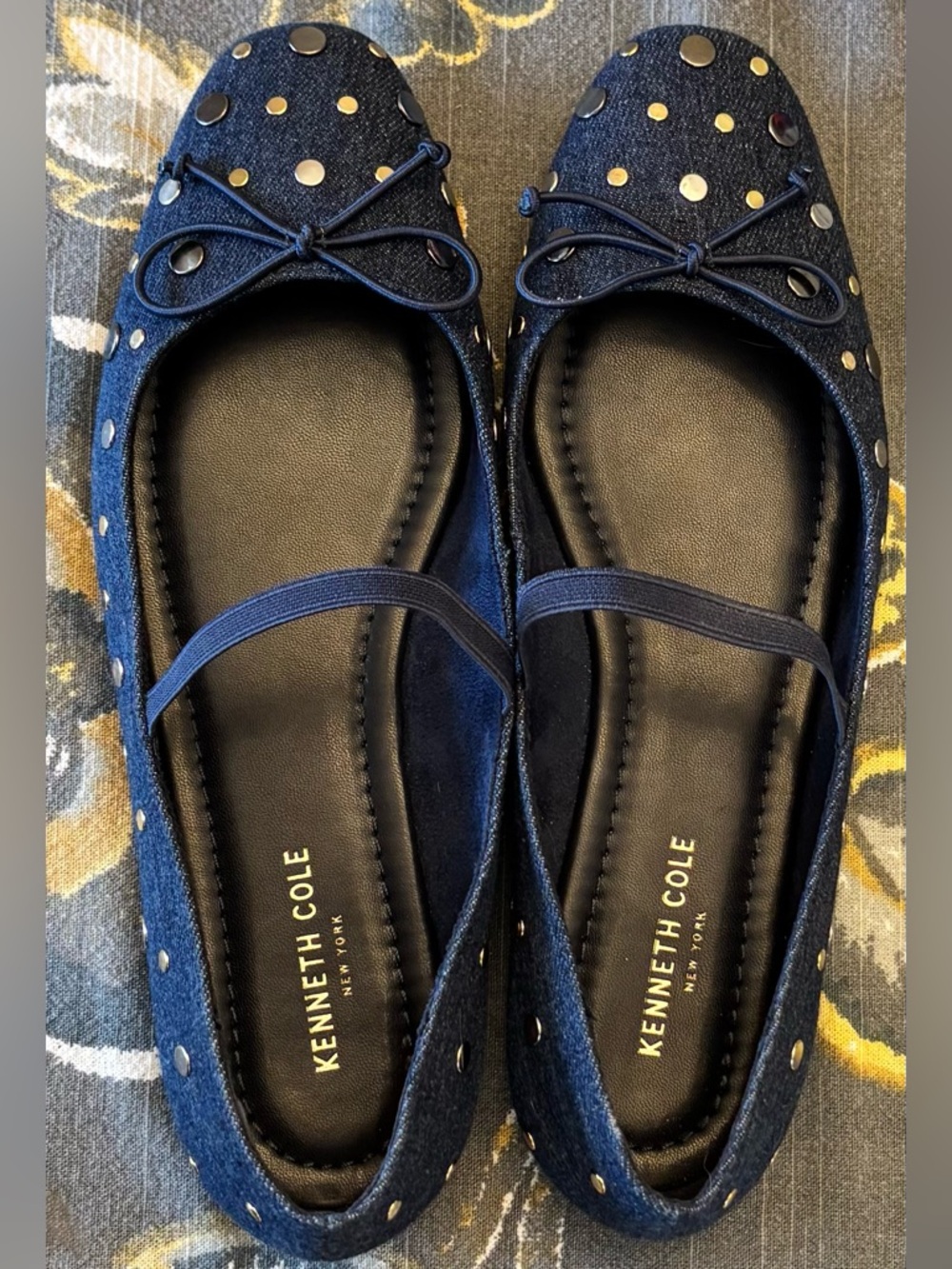 Kenneth Cole Myra Stud Mary Jane flats size 10M blue